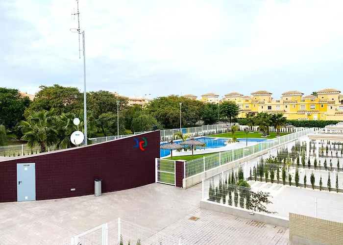 Magnifico De Planta Alta La Isla Lägenhet Torrevieja